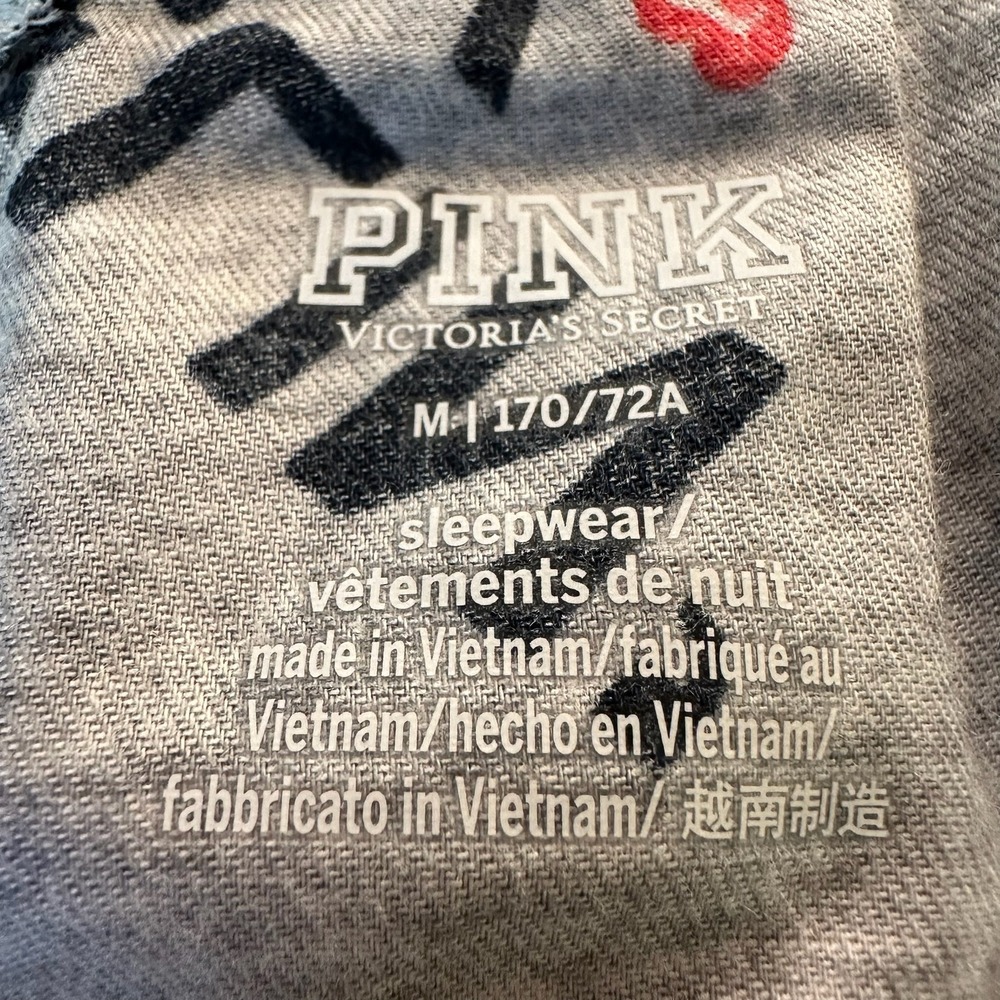 Victoria Secret PINK Lounge Shorts Womens M Gray Feelin Lazy Heart Graphic - Picture 2 of 3